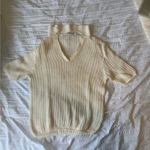 Uniqlo Cream Short-Sleeve V-Neck Knit Top